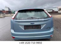 Gebraucht Ford Focus Style 116 PS (85 kW) 2009 Grau Limousine