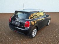 Gebraucht Mini Cooper D Pepper 116 PS (85 kW) 2016 Schwarz Kleinwagen