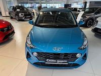 Gebraucht Hyundai i10 67 PS (49 kW) 2023 Aqua turquiose (metallic) Kleinwagen
