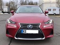 Gebraucht Lexus IS300h Luxury Line 223 PS (164 kW) 2017 Rot Limousine