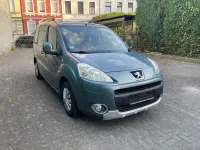 Gebraucht Peugeot Partner Tepee Family 111 PS (81 kW) 2012 Grau Van / Kleinbus