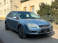 Gebraucht Ford Focus 125 PS (91 kW) 2007 Blau Kleinwagen
