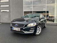 Gebraucht Volvo V60 Summum 179 PS (131 kW) 2014 Schwarz Kombi