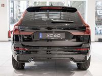 Neu Volvo XC60 Plus 455 PS (334 kW) 2026 Onyx schwarz SUV