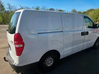 Gebraucht Hyundai H-1 136 PS (100 kW) 2016 Weiß Van / Kleinbus