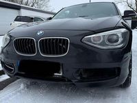 Gebraucht BMW 118 Sport Line 143 PS (105 kW) 2011 Schwarz Kleinwagen