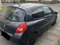 Gebraucht Renault Clio II Authentique 65 PS (47 kW) 2007 Kleinwagen
