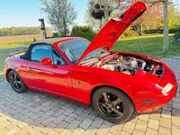 Second-hand Mazda MX5 115 CP (84 kW) 1990 Roșu Cabrio