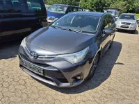Gebraucht Toyota Avensis 140 PS (102 kW) 2016 Grau Kombi