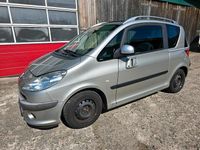 Gebraucht Peugeot 1007 74 PS (54 kW) 2005 Silber Van / Kleinbus