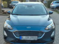 Gebraucht Ford Focus Titanium 125 PS (91 kW) 2019 Blau Kombi