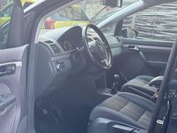 Gebraucht VW Touran Match 140 PS (102 kW) 2012 Schwarz Van / Kleinbus