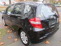 Gebraucht Honda Jazz 90 PS (66 kW) 2010 Schwarz Kleinwagen