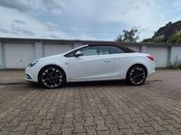Gebraucht Opel Cascada Innovation 165 PS (121 kW) 2013 Weiß Cabrio