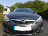 Gebraucht Opel Astra 140 PS (102 kW) 2011 Grau Kombi