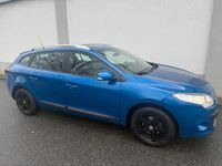 Gebraucht Renault Mégane GrandTour Expression 90 PS (66 kW) 2012 Blau Kombi