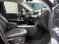 Gebraucht Mercedes GLB200 Progressive 150 PS (110 kW) 2024 Schwarz / kosmosschwarz SUV