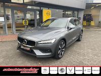 Gebraucht Volvo V60 CC Pro 197 PS (144 kW) 2021 Osmium graumetallic Kombi