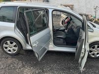 Gebraucht VW Touran 140 PS (102 kW) 2004 Silber Van / Kleinbus