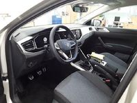 Gebraucht VW Polo Move 80 PS (58 kW) 2024 Ivorysilvermetallic Kleinwagen