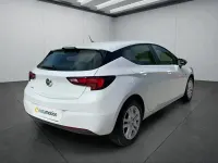 Gebraucht Opel Astra 122 PS (89 kW) 2021 Weiß Limousine