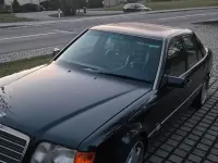 Gebraucht Mercedes 220 220 PS (161 kW) 1990 Schwarz Limousine