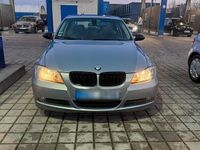 Gebraucht BMW 325 218 PS (160 kW) 2005 Blau Limousine