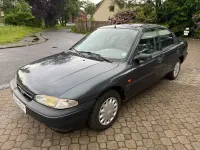 Gebraucht Ford Mondeo 116 PS (85 kW) 1993 Grau Limousine