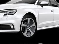 Gebraucht Audi e-tron Sport 204 PS (150 kW) 2017 Weiß SUV