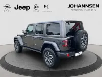 Neu Jeep Wrangler Sahara 272 PS (200 kW) 2025 Grau SUV