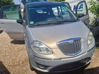 Gebraucht Lancia Musa 95 PS (69 kW) 2009 Grau Van / Kleinbus