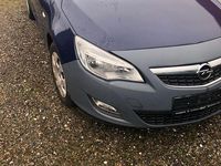 Gebraucht Opel Astra Selection 87 PS (63 kW) 2010 Grau Limousine