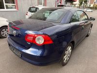 Gebraucht VW Eos 160 PS (117 kW) 2009 Blau Cabrio