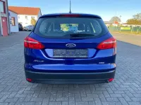 Używany Ford Focus Cool & Connect 125 KM (91 kW) 2018 Niebieski Sedan/Limuzyna