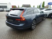 Gebraucht Volvo V90 Plus 398 PS (292 kW) 2025 Blau Kombi