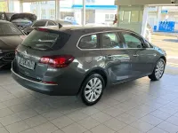 Używany Opel Astra Exklusiv 110 KM (80 kW) 2016 Szary Kombi