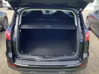 Gebraucht Ford S-MAX Titanium 160 PS (117 kW) 2018 Schwarz Van / Kleinbus