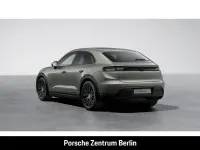 Ny Porsche Macan 300 kW (408 HK) 2026 Grön SUV
