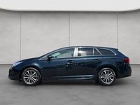 Gebraucht Toyota Avensis Basis 148 PS (108 kW) 2017 Titaniumblau mica metallic Kombi
