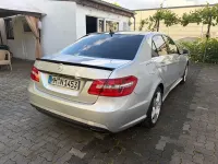 Gebraucht Mercedes E500 Avantgarde 387 PS (284 kW) 2010 Silber Limousine