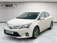 Gebraucht Toyota Avensis Executive 177 PS (130 kW) 2012 Weiß Limousine