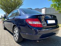 Gebraucht Mercedes C200 136 PS (100 kW) 2009 Blau metallic Limousine