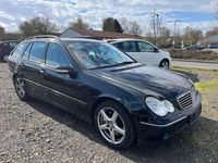 Gebraucht Mercedes C180 Avantgarde 143 PS (105 kW) 2004 Schwarz Kombi