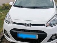Gebraucht Hyundai i10 67 PS (49 kW) 2015 Weiß Kleinwagen