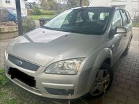 Gebraucht Ford Focus Ambiente 101 PS (74 kW) 2007 Grau Kombi