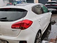 Gebraucht Kia Ceed GT-Track 204 PS (150 kW) 2015 Weiß Kleinwagen