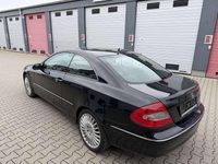 Gebraucht Mercedes CLK280 Avantgarde 231 PS (169 kW) 2006 Obsidianschwarz  metalliclack Coupé