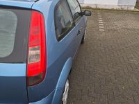 Gebraucht Ford Fiesta Trend 69 PS (50 kW) 2003 Blau Kleinwagen