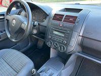 Gebraucht VW Polo 60 PS (44 kW) 2009 Rot Kleinwagen