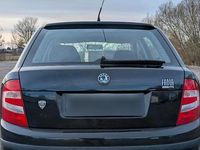Gebraucht Skoda Fabia 75 PS (55 kW) 2008 Schwarz Limousine